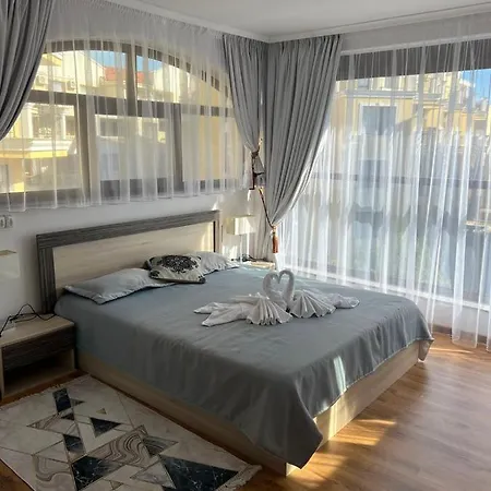 Casa Real Ii Frontline Apartmán Sveti Vlas