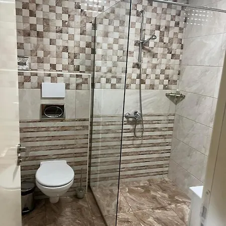Casa Real Ii Frontline Apartmán *