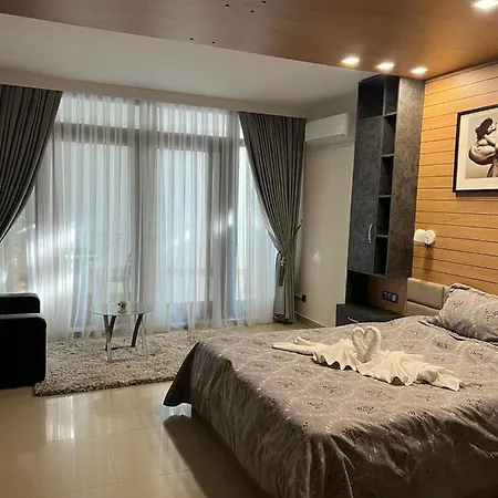 Apartmán Casa Real Ii Frontline *