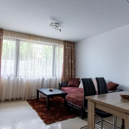 Casa Real Ii Frontline سفيتي فلاس