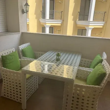 Casa Real Ii Frontline Lejlighed *