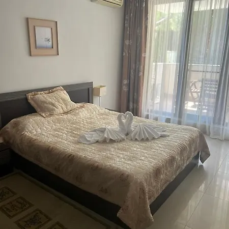 Casa Real Ii Frontline سفيتي فلاس