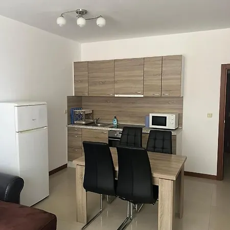 Casa Real Ii Frontline سفيتي فلاس