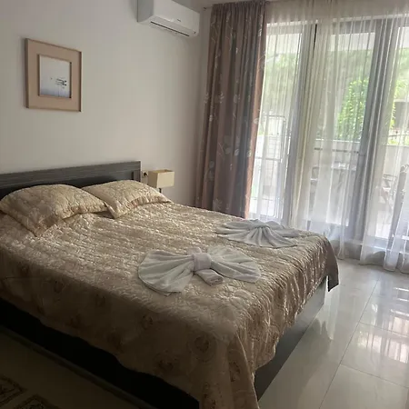 Casa Real Ii Frontline *